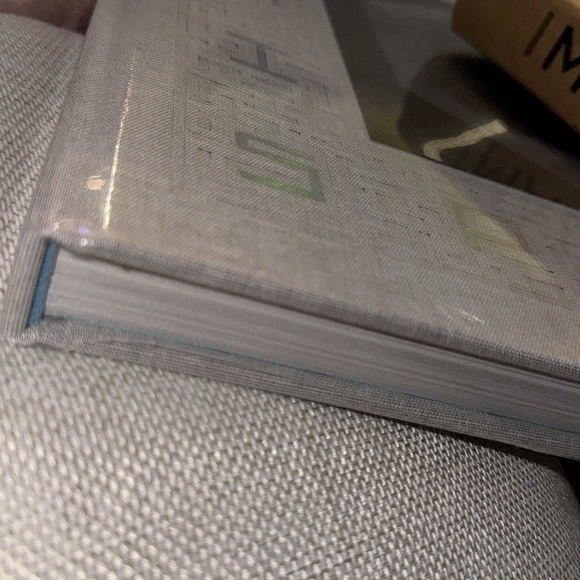 New 
Maze of Whispers: The Art‎ of Mari Zand - Picture 12 of 12